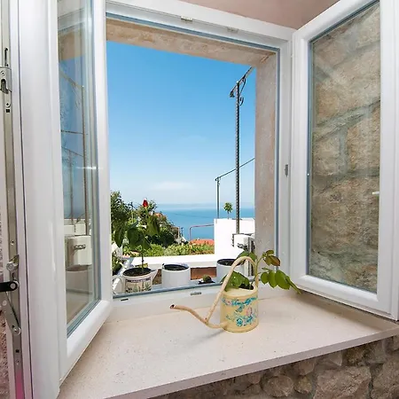 Mala Cele Apartment *